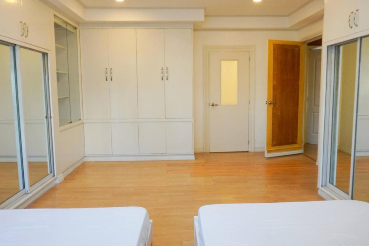 Bahay bakasyunan Makati Altean